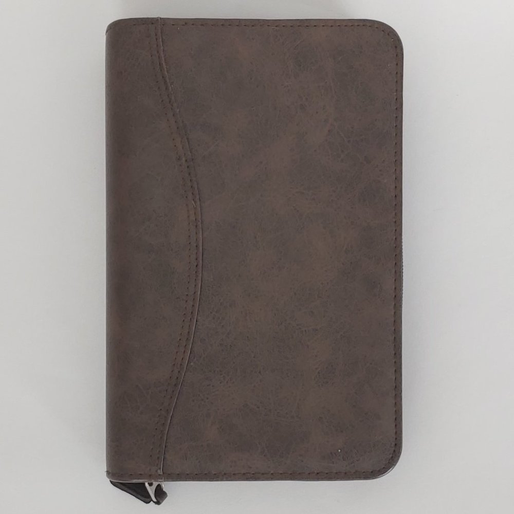 Day-Timer Distressed Vegan Leather Planner  EUC